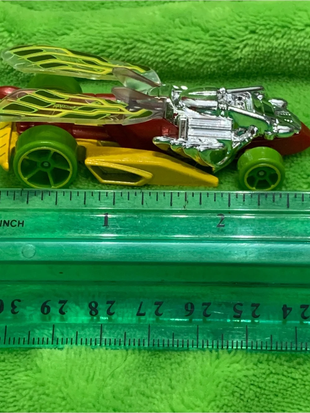 2009 vintage  Dragonfly Racer Toy Car
